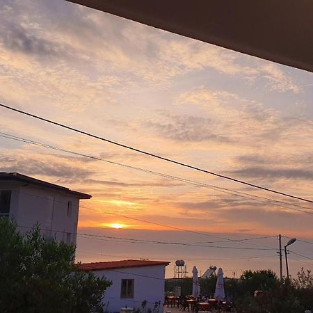 Mihal Suites Sarandë 外观 照片