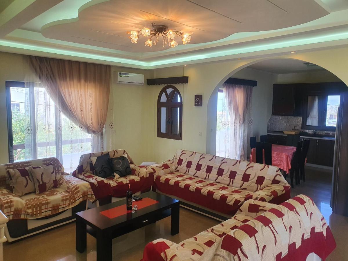 Mihal Suites Sarandë 外观 照片