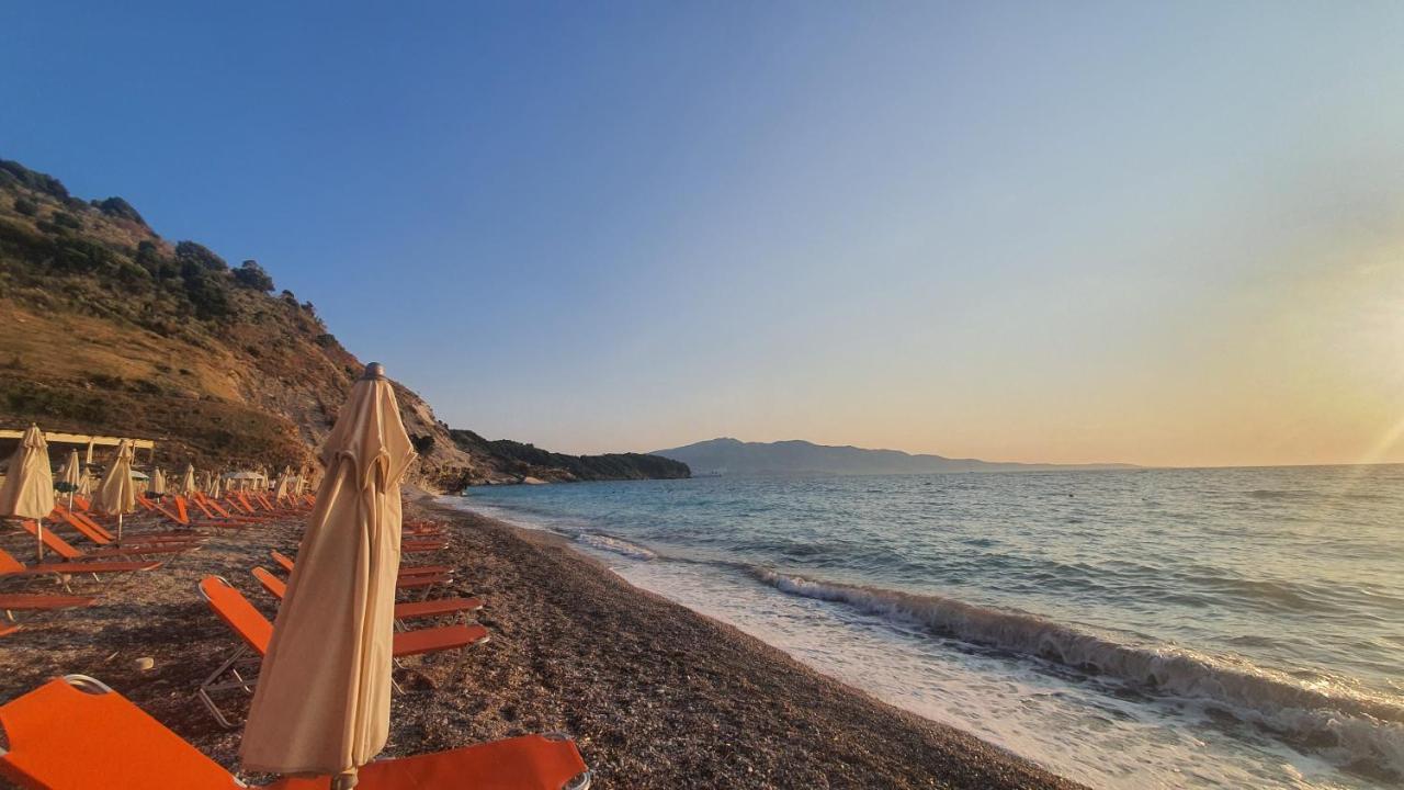 Mihal Suites Sarandë 外观 照片