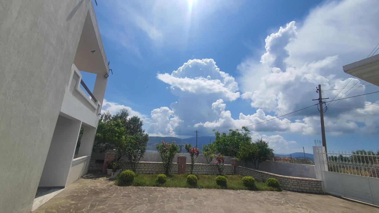 Mihal Suites Sarandë 外观 照片
