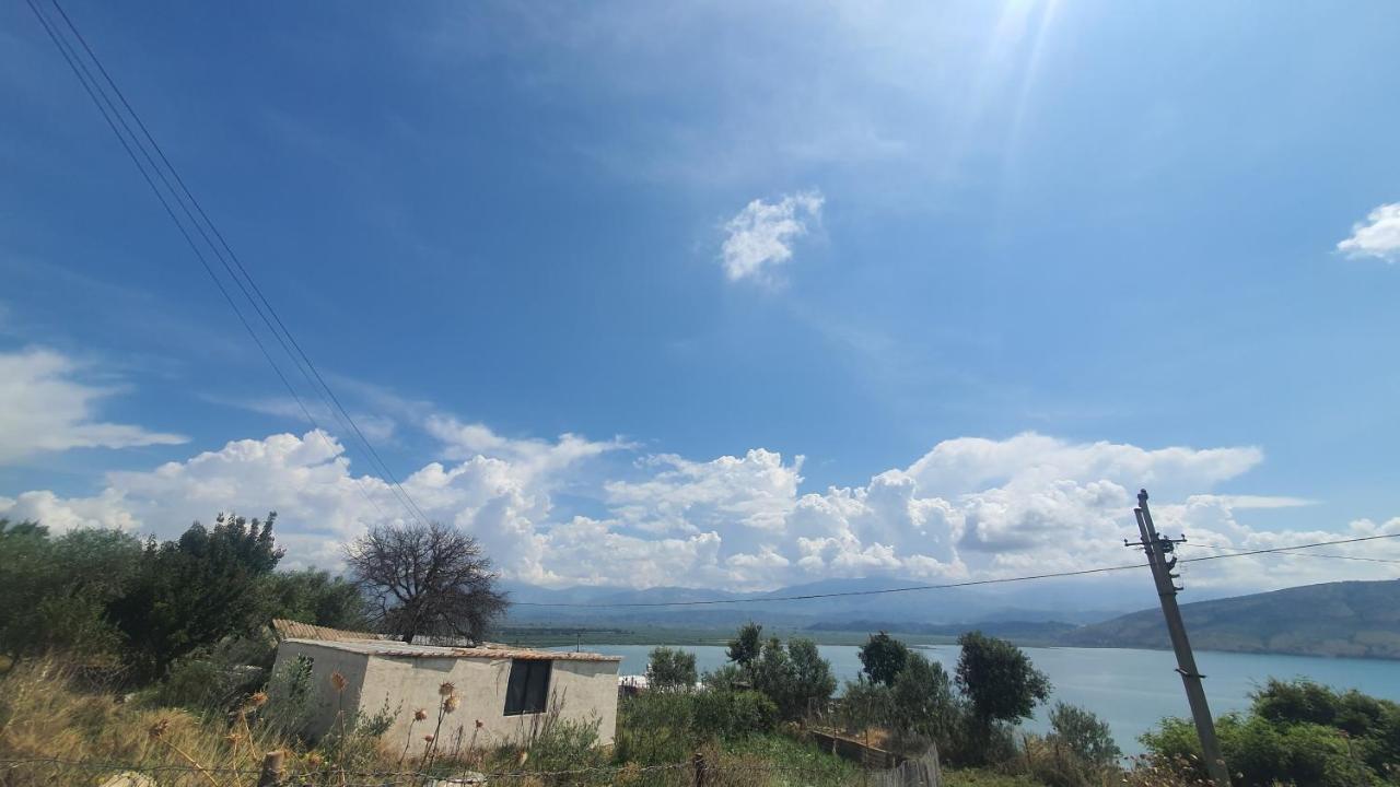 Mihal Suites Sarandë 外观 照片