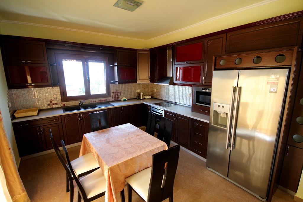Mihal Suites Sarandë 外观 照片