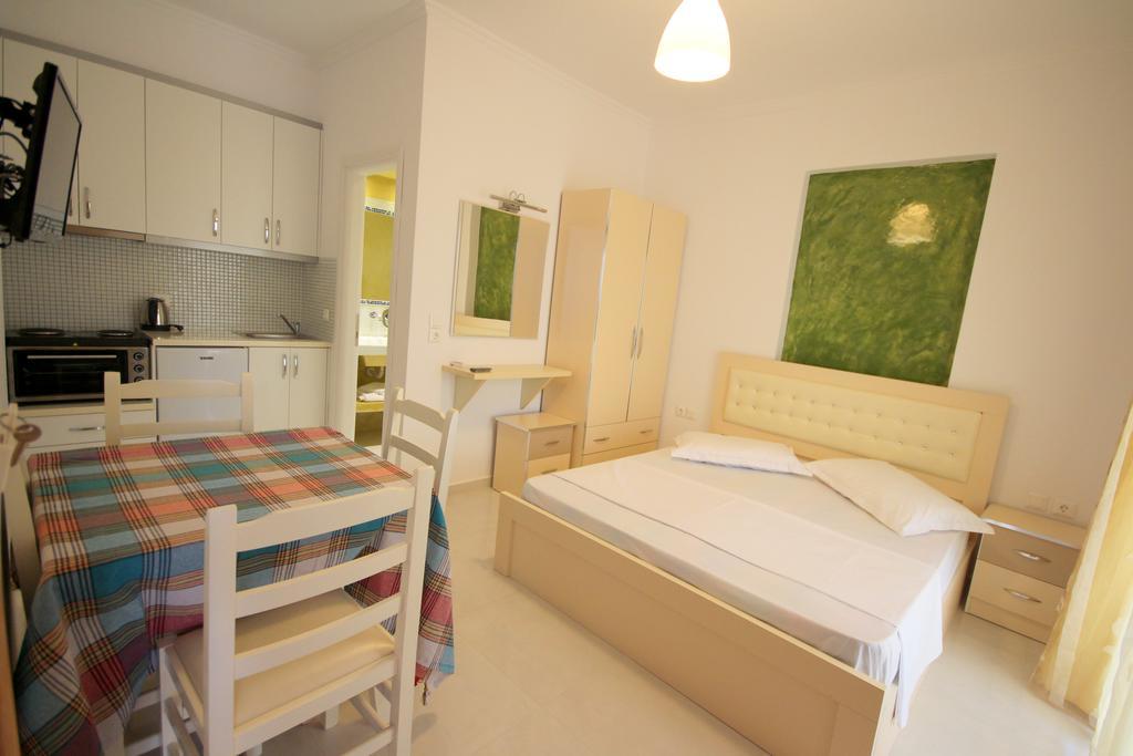 Mihal Suites Sarandë 外观 照片