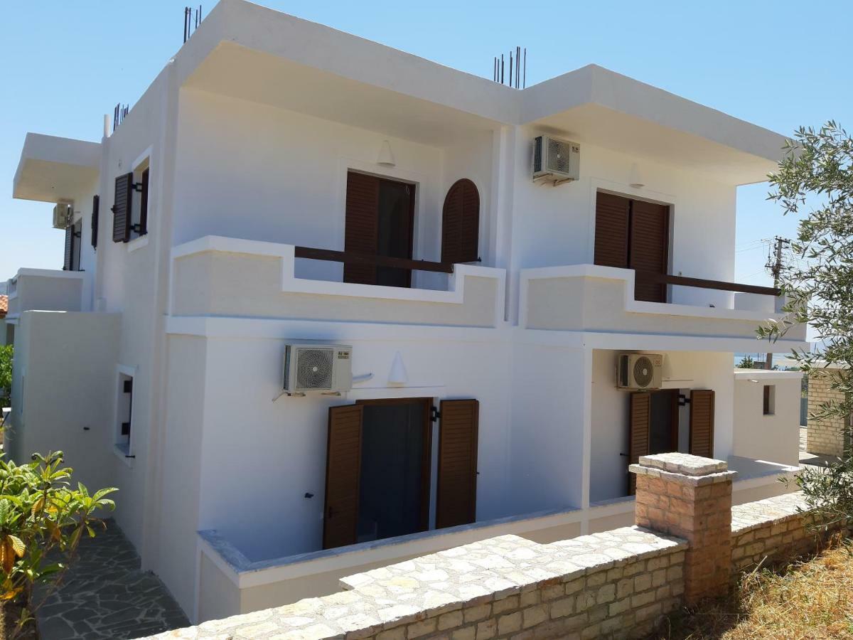 Mihal Suites Sarandë 外观 照片